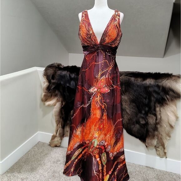 Gorgeous Silk Floral-print Dress with Beading - Picture 1 of 14